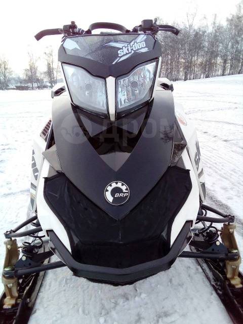 BRP Ski-Doo Summit X.  ,   