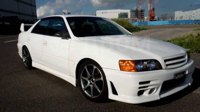 Тюнинг пороги на Toyota Chaser во Владивостоке