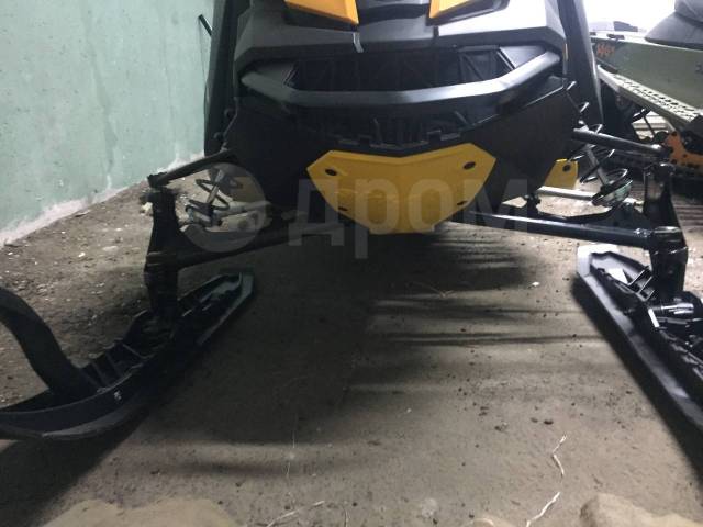 BRP Ski-Doo Summit SP. ,  ,   