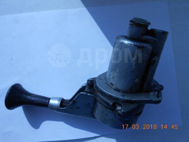 Кран стояночного тормоза паз 32054. Кран тормозной 100-3537010 камаз. Кран стояночного тормоза 3-х выводной 100-3537010. Кран стояночного тормоза камаз 3-х выводной. Кран ручного тормоза паз 4234.