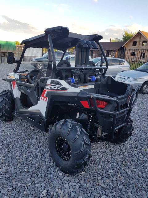 Polaris RZR 900. ,  \,   