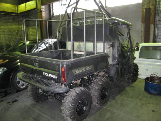 Polaris Ranger 800. ,  \,   