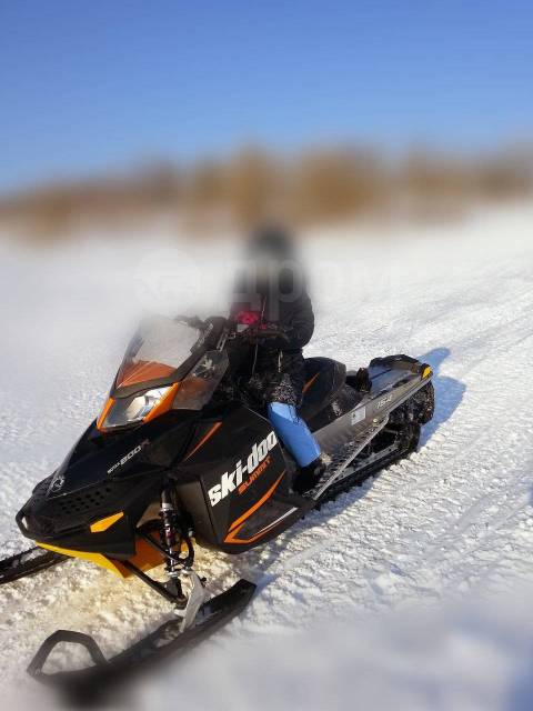 BRP Ski-Doo Summit. ,  ,   