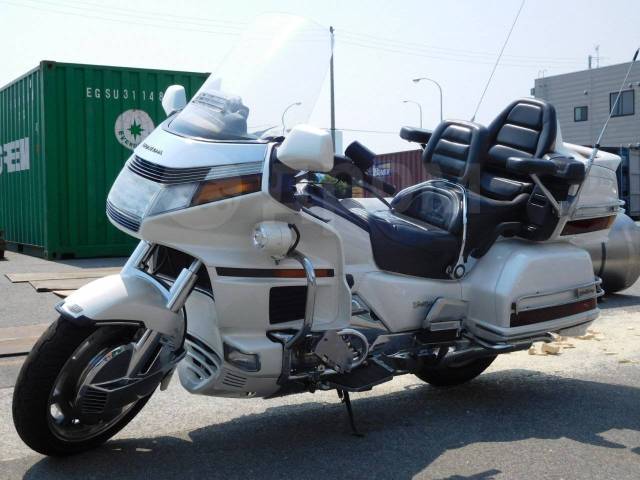 Модель мотоцикла Honda Gold Wing 1500 White