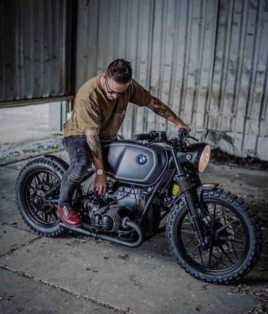 РњРѕС‚РѕС†РёРєР» BMW Cafe Racer