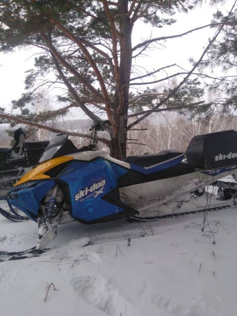 BRP Ski-Doo Summit. ,  ,   