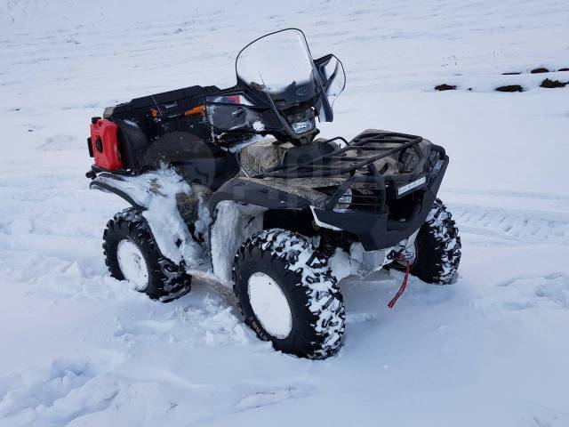 Yamaha Grizzly 700.  \,   