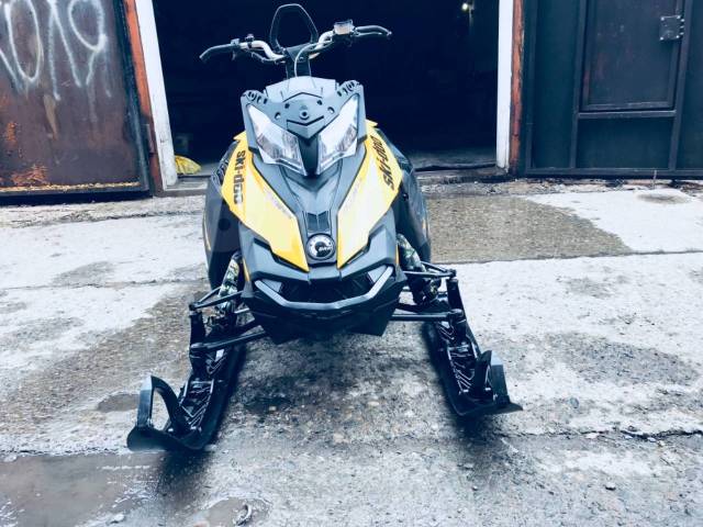 BRP Ski-Doo Summit X. ,  ,   