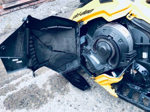 BRP Ski-Doo Summit X. ,  ,   