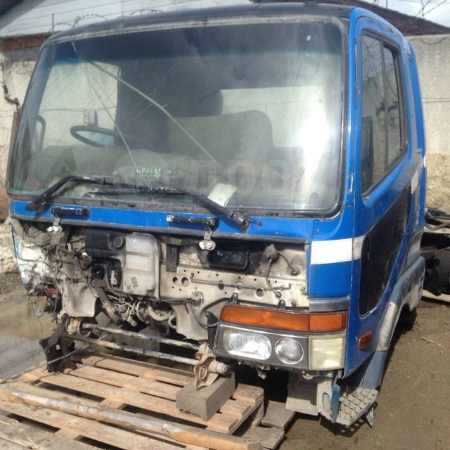Кабина фусо файтер. Кабина Mitsubishi Fuso Fighter. Кабина Mitsubishi Fuso fk115. Мицубиси Fuso 1996. Кабина Митсубиси Фусо Файтер.