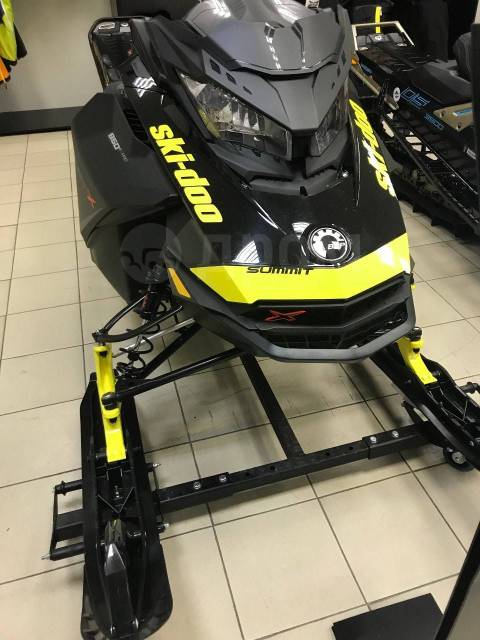 BRP Ski-Doo Summit X. ,  ,   