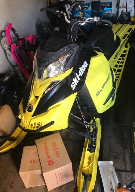 BRP Ski-Doo Summit X T3. ,  ,   