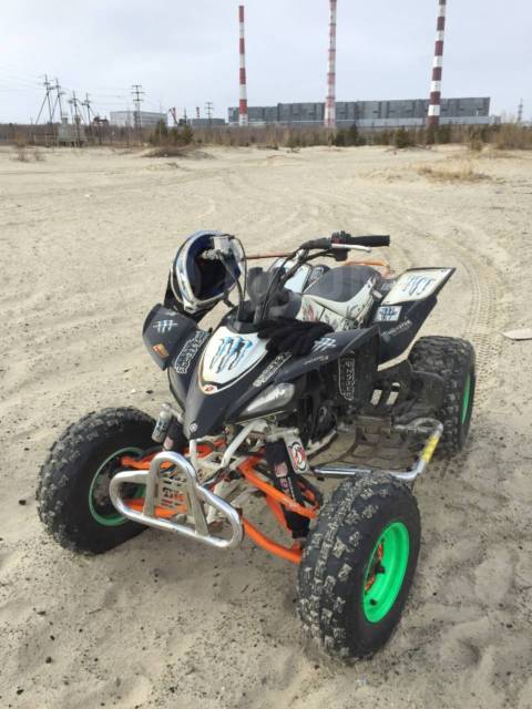 Yamaha YFZ 450. ,  \,   