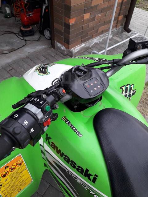 Kawasaki KFX 700. ,  \,   