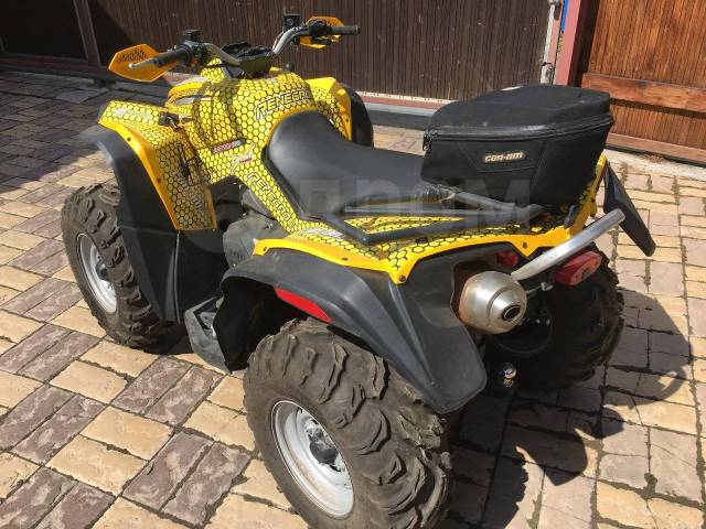 BRP Can-Am Renegade 800. ,  \,   