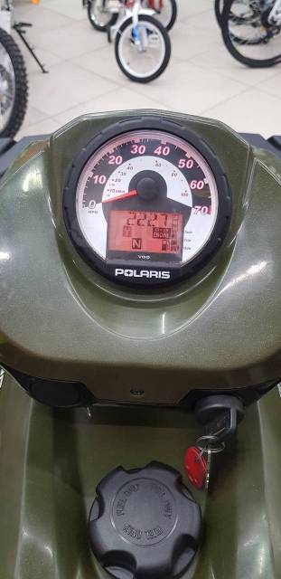 Polaris Sportsman 800. ,  \,   