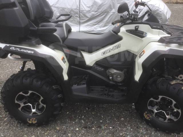 BRP Can-Am Outlander Max 1000R Limited. ,  \,   