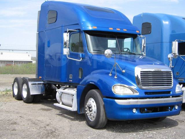 Как выглядит тягач машина Продам грузовик фредлайнер, Freightliner Century в Канске