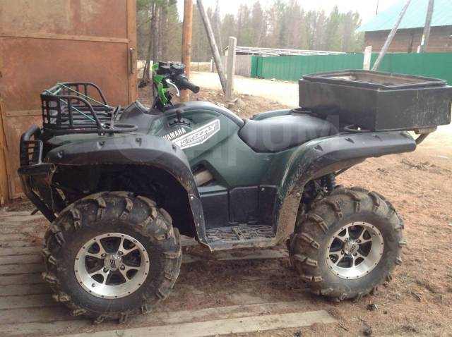 Yamaha Grizzly 700. ,  \,   