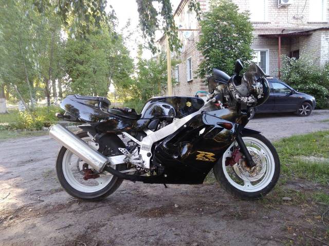 Suzuki GSX-R 400. 400. ., , ,   