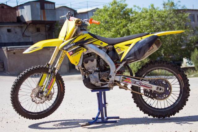 Suzuki RM z250