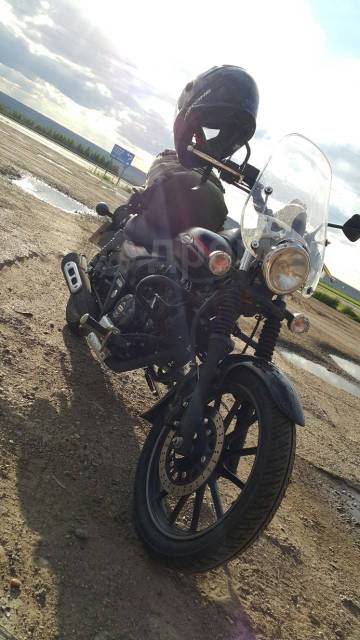 Bajaj Avenger 220 Street. , ,   