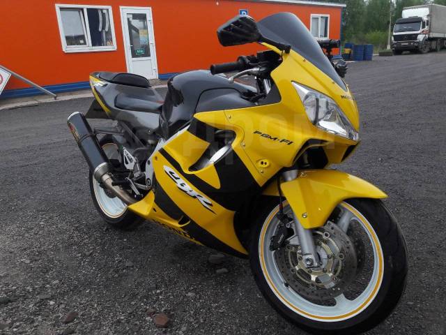 Honda CBR 600 Р¶РµР»С‚С‹Р№