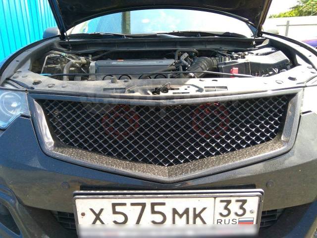 Как снять решетку радиатора аккорд 8