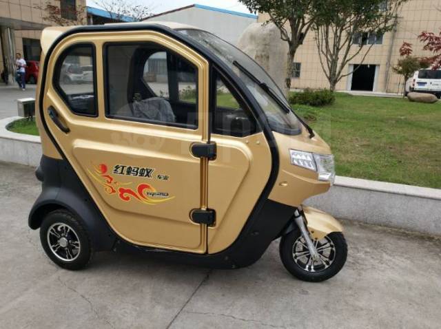 Электроскутер трицикл с кабиной Triscooter ELEJULI