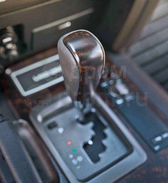 Ручка кап ленд крузер прадо 150. Ручка переключения передач toyota land cruiser prado. Рычаг раздатки прадо 120. Ленд крузер 200 коробка передач схема переключения. Ленд крузер переключение передач.