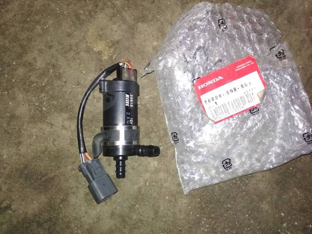 Купить Новый оригинальный насос омывателя фар Honda 76806SNBS01 в ...