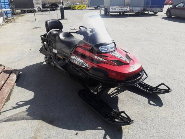 BRP Ski-Doo Expedition. ,  ,   