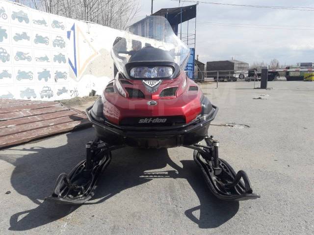 BRP Ski-Doo Expedition. ,  ,   