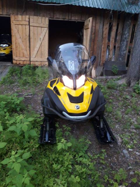 BRP Ski-Doo Skandic WT. ,  ,   