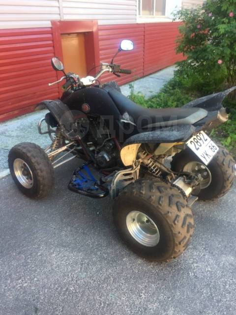 Yamaha Raptor 660. ,  \,   