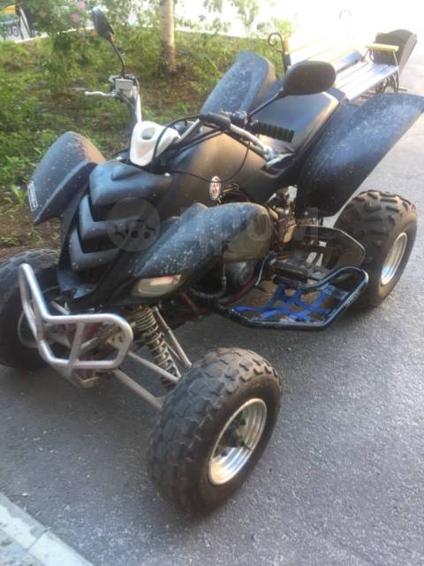 Yamaha Raptor 660. ,  \,   