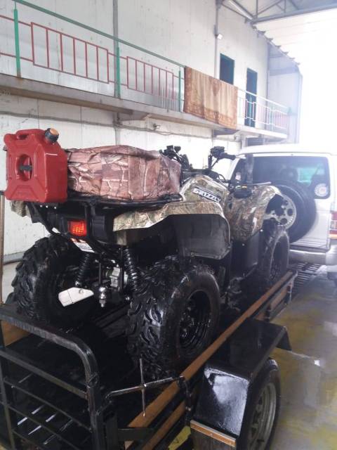 Yamaha Grizzly. ,  \,   