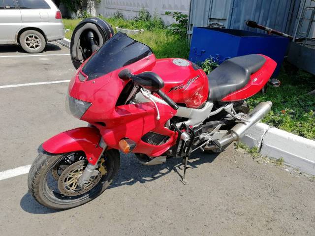 Honda VTR 1000. 1 000. ., , ,   