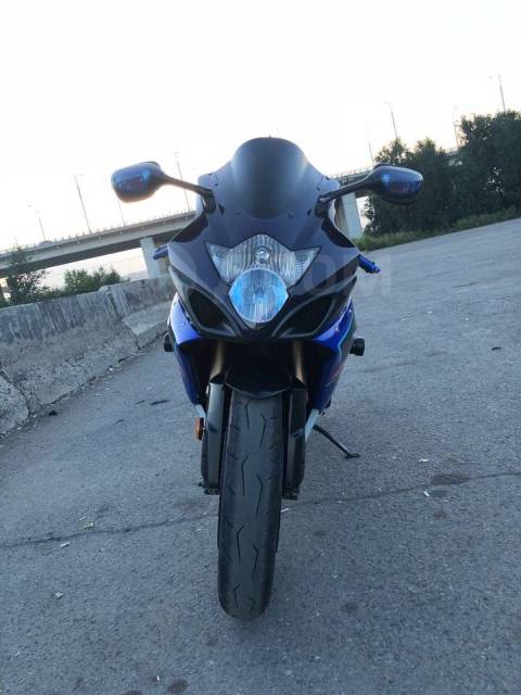 Suzuki GSX-R 1000. 1 000. ., , ,   