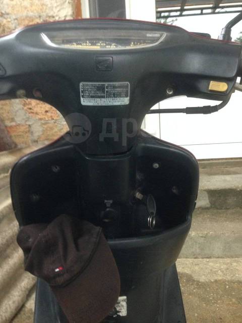 Honda Dio AF35 ZX.  \,   