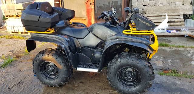 Yamaha Grizzly 700. ,  \,   