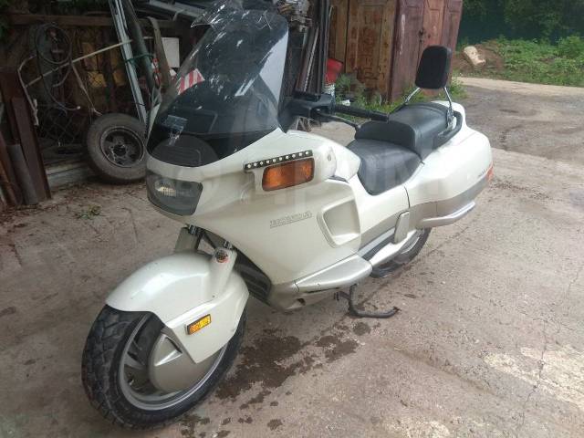 Honda PC 800. 800. ., , ,  .     