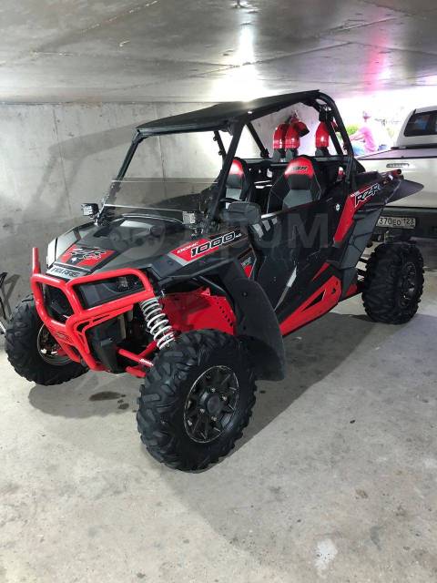 Polaris RZR XP 1000. ,  \,   