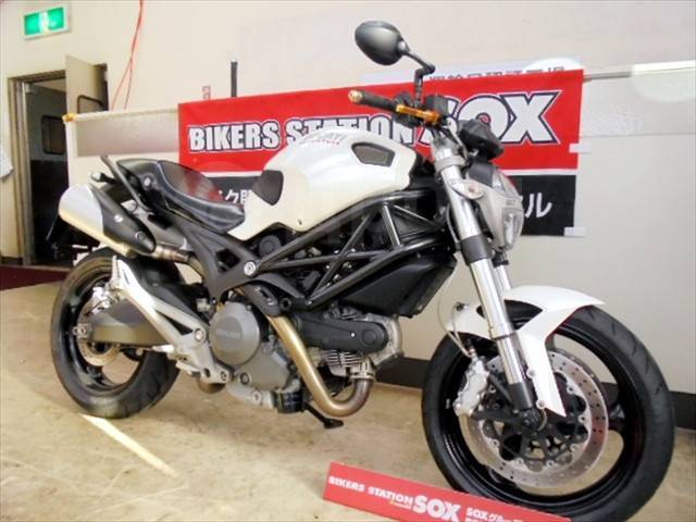 Ducati Monster 696. 696. ., , ,  .     