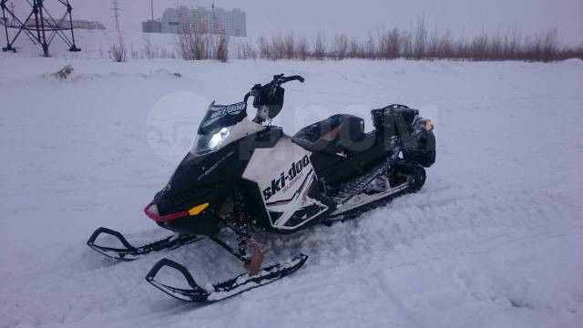 BRP Ski-Doo Summit. ,  ,   