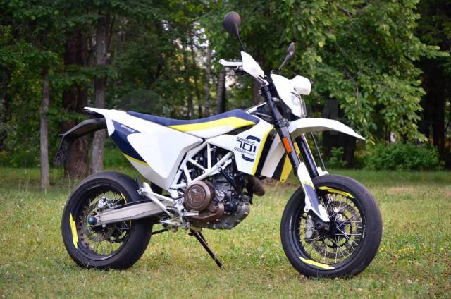 Husqvarna 701 Supermoto 2016