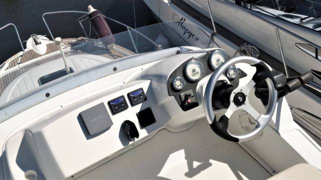 Beneteau. 2006 ,  8,60.,  , 320,00..,  