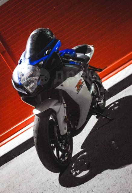 Suzuki GSX-R 750. 750. ., , ,   