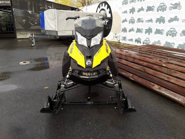 BRP Ski-Doo Summit X. ,  ,   