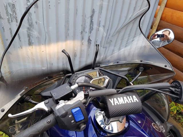 Yamaha Venture. ,  ,   